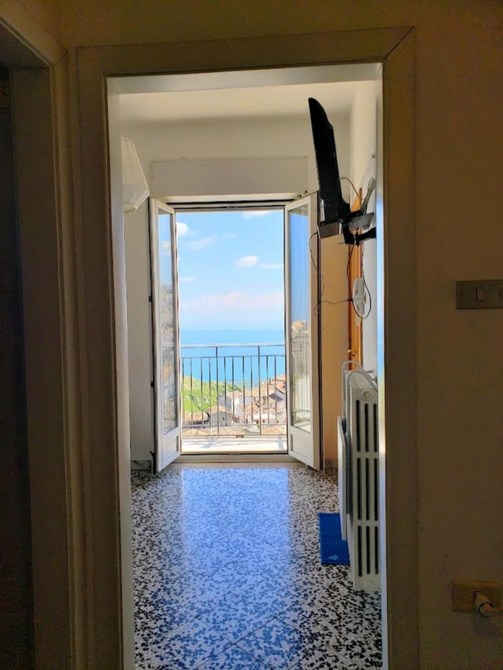 Suite Rotari - Affitti Brevi Italia Monte SantʼAngelo Exteriör bild