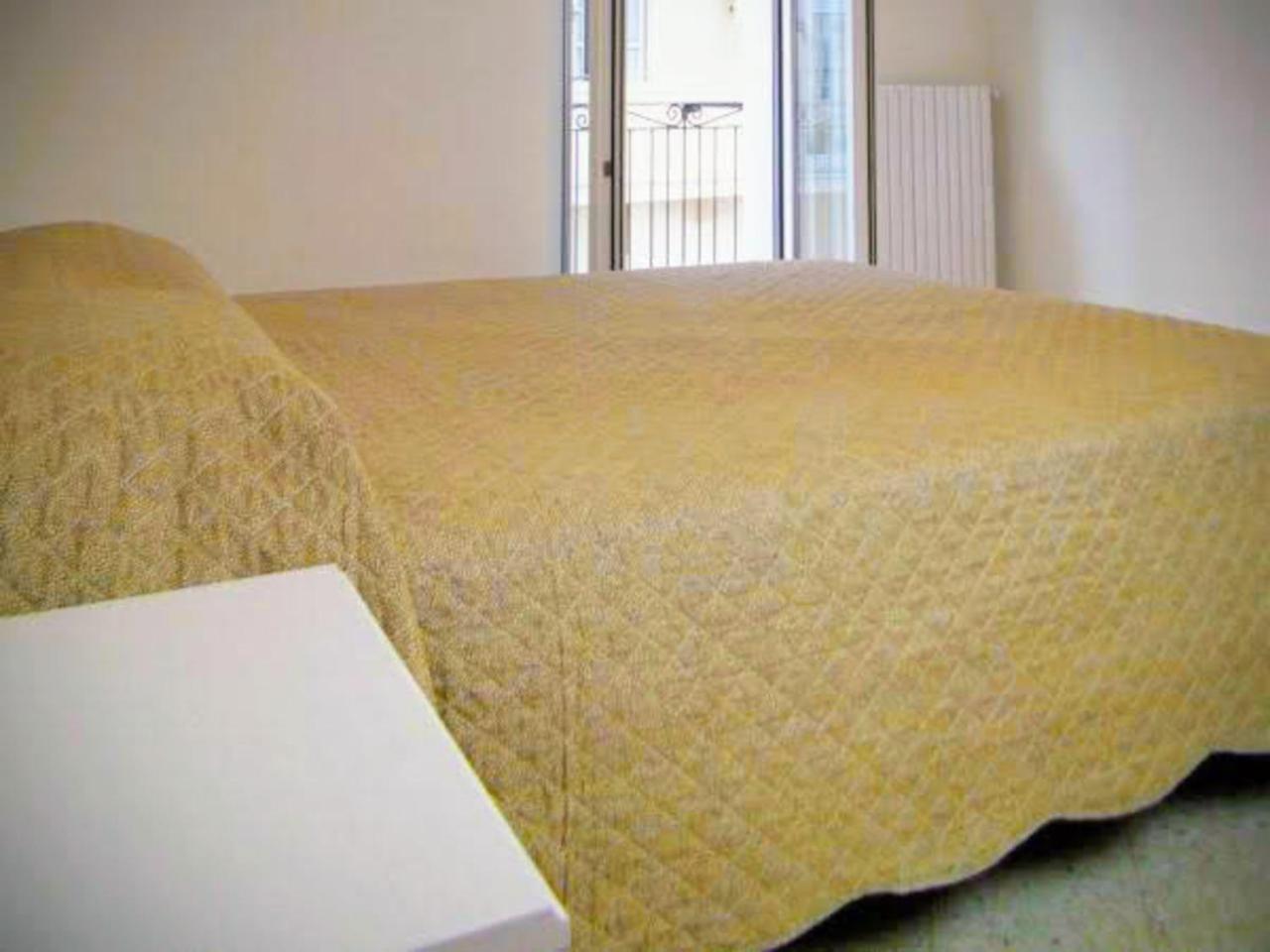 Suite Rotari - Affitti Brevi Italia Monte SantʼAngelo Exteriör bild