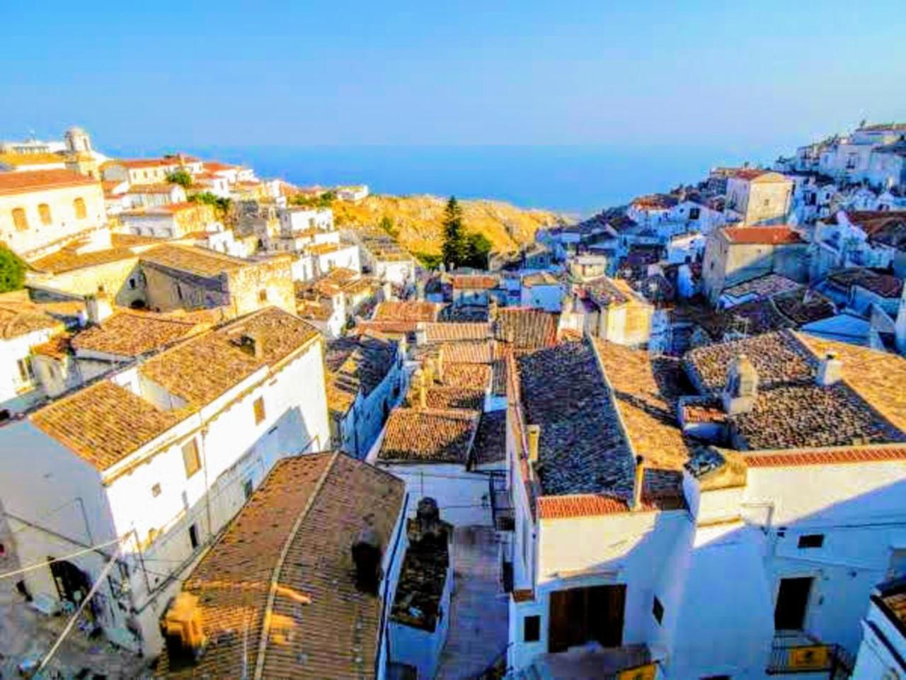 Suite Rotari - Affitti Brevi Italia Monte SantʼAngelo Exteriör bild