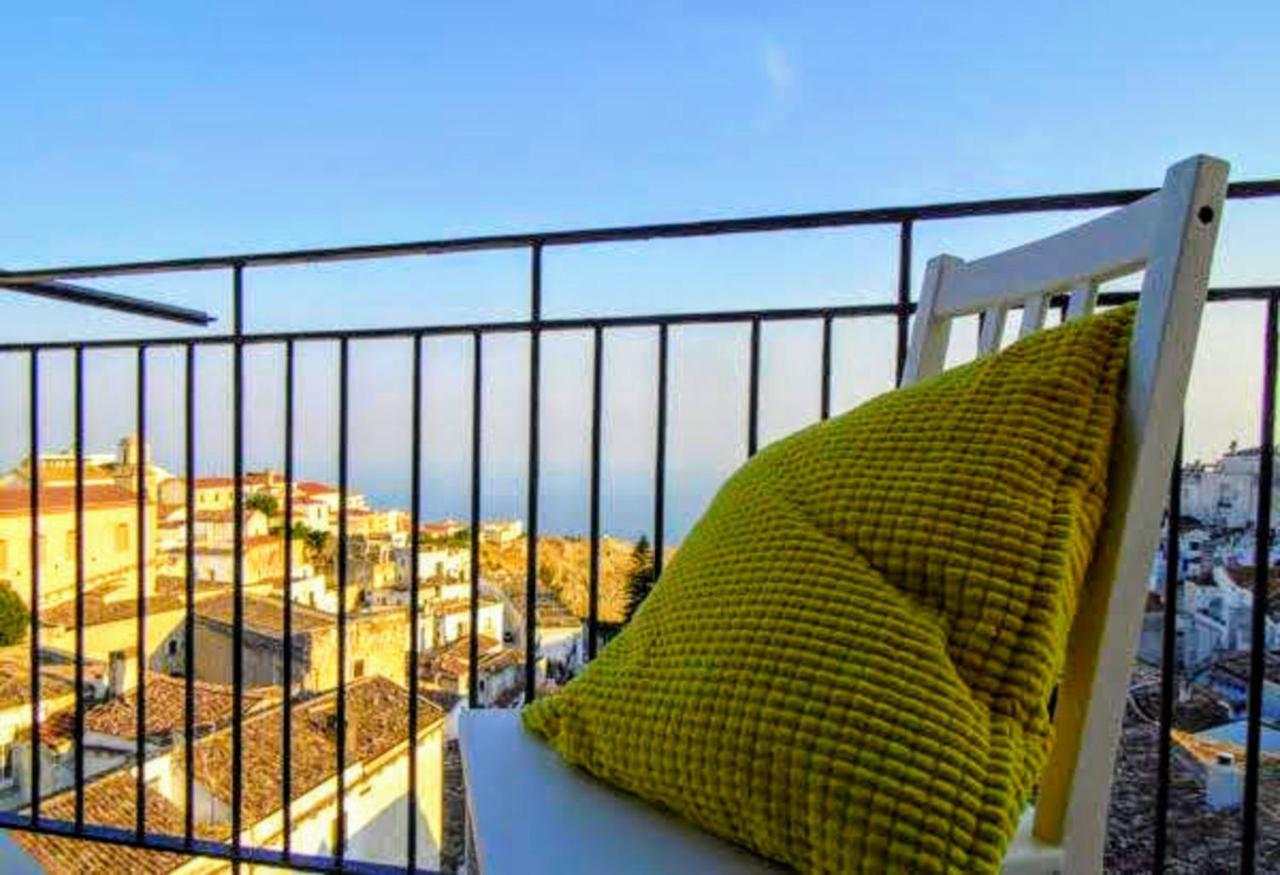 Suite Rotari - Affitti Brevi Italia Monte SantʼAngelo Exteriör bild