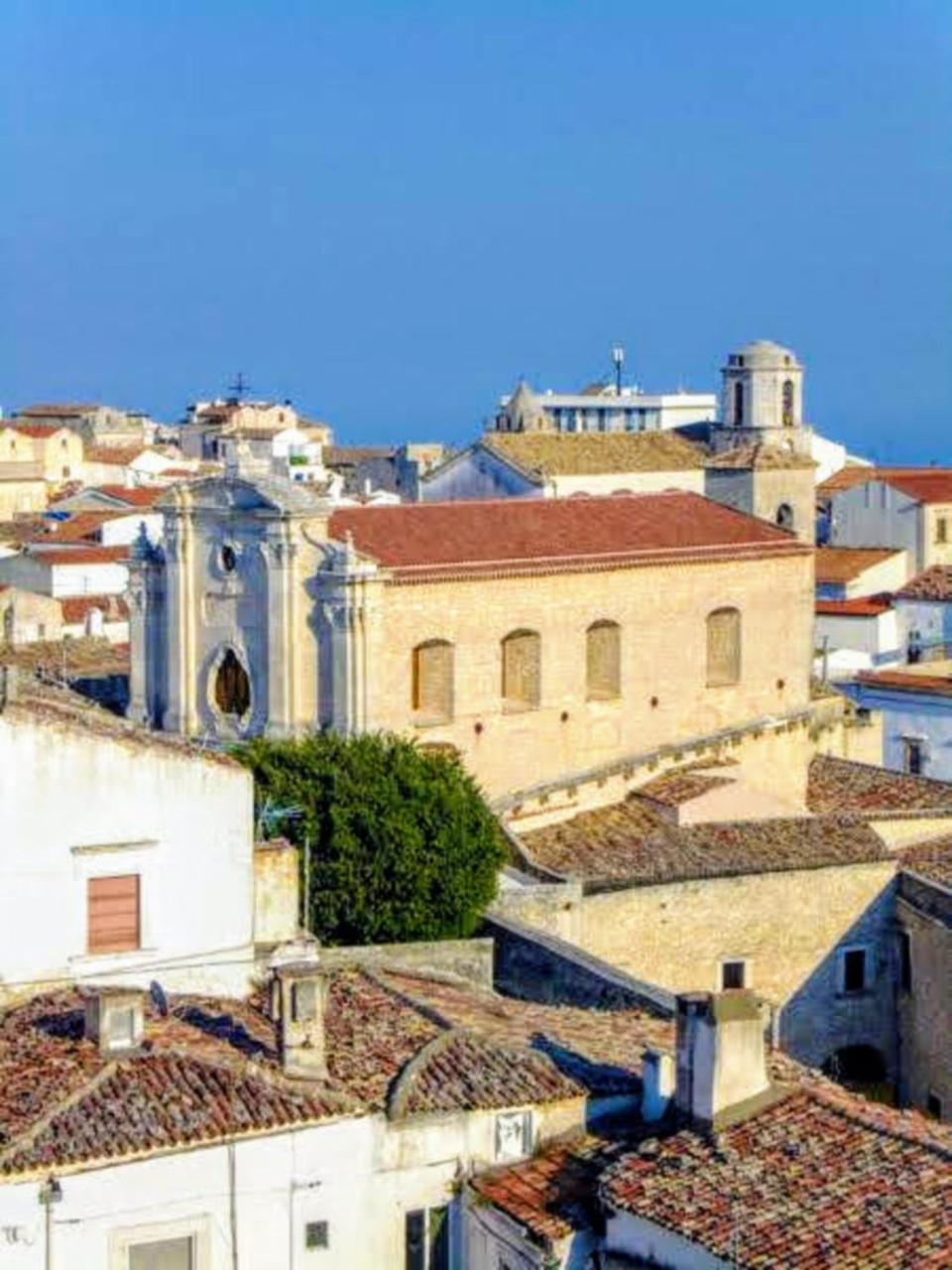 Suite Rotari - Affitti Brevi Italia Monte SantʼAngelo Exteriör bild