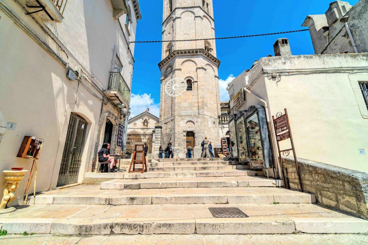 Suite Rotari - Affitti Brevi Italia Monte SantʼAngelo Exteriör bild